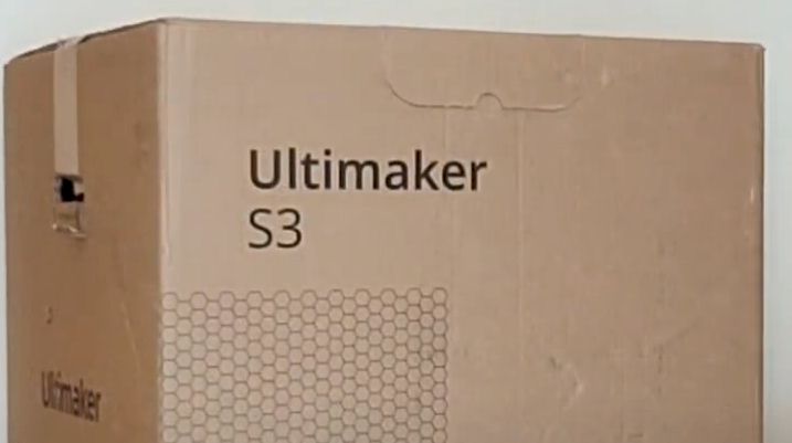 Ultimaker S3 3D Printer unbox